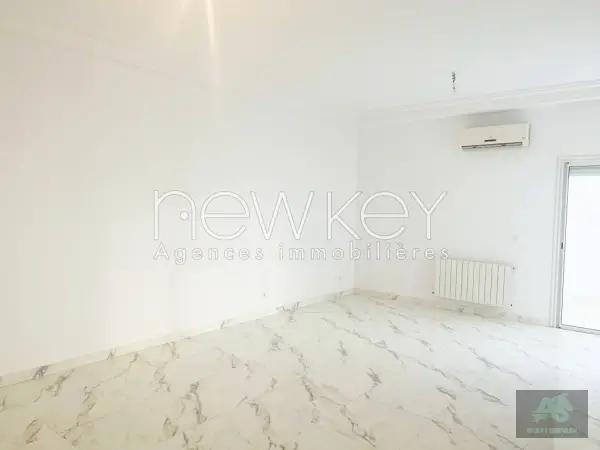 Appartement S2 à vendre à La Soukra
