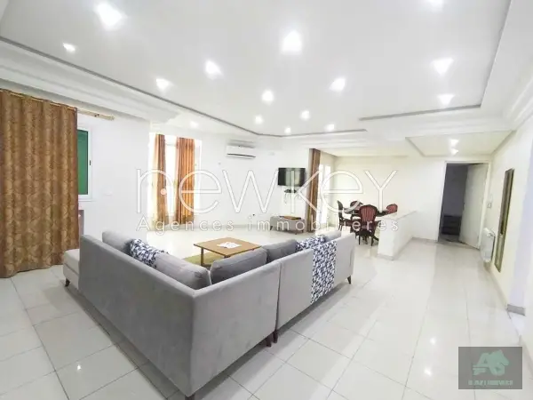 Etage de Villa S3 Meublé aux Jardins de L'Aouina