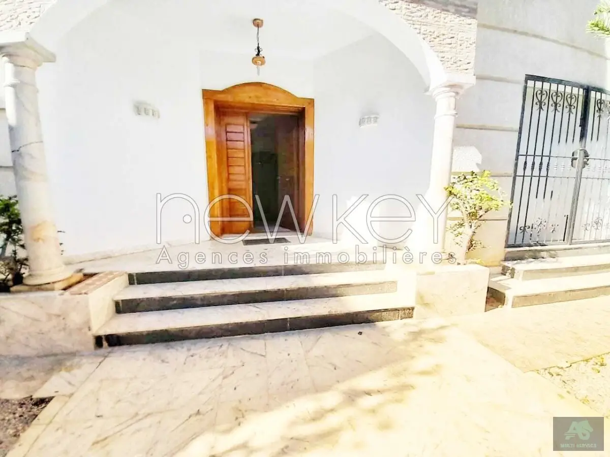 Rez-de-chaussée S3 avec jardin à Ain Zaghouan