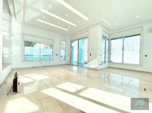Villa neuve S4 à louer aux Berges du lac 2