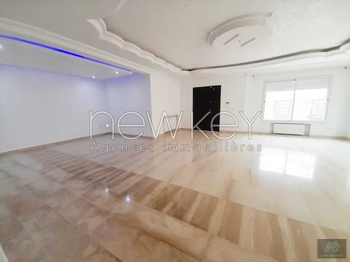 Appartement S3 avec jardin à Ain Zaghouan Nord