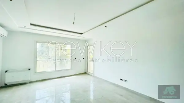 Bel Appartement S2 Neuf à La Soukra