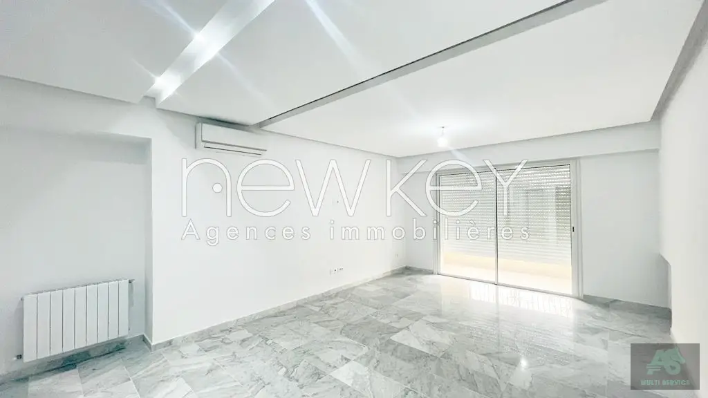 Un Appartement S+3 jamais habité à La Soukra