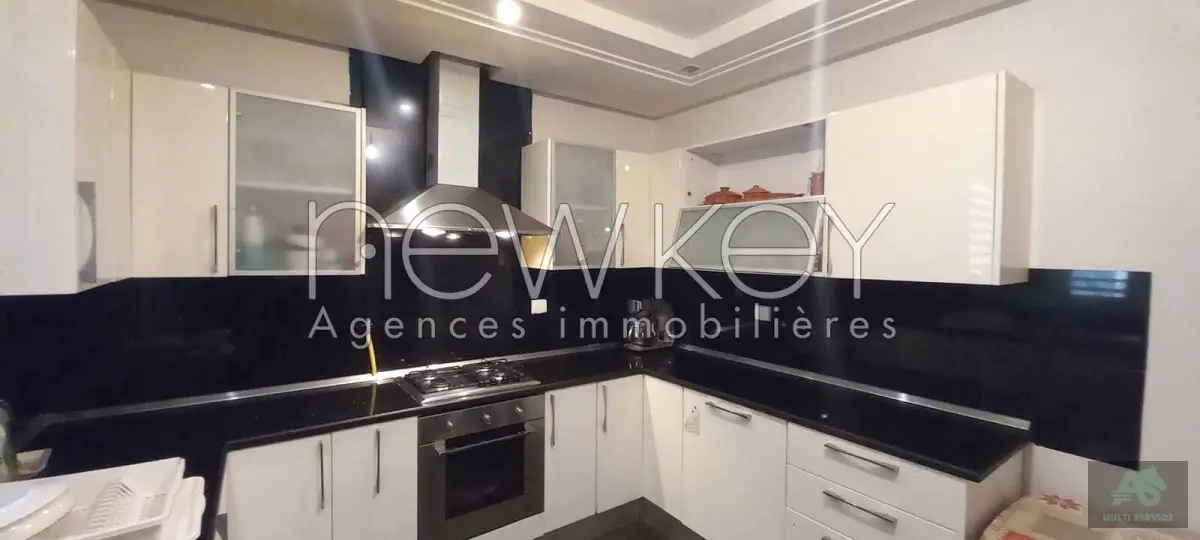 Appartement S+3 à vendre à La Soukra