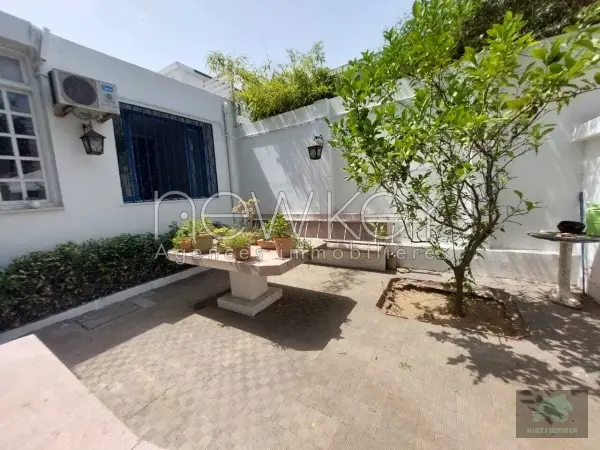 Villa vue sur mer à la marsa