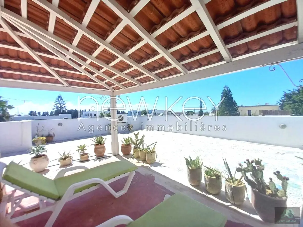 S2 Meublé avec terrasse