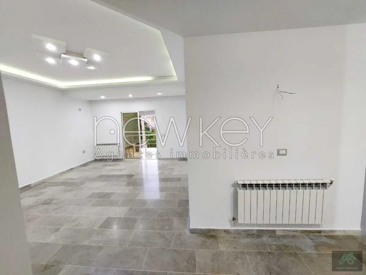 Etage de villa s3 à la Marsa