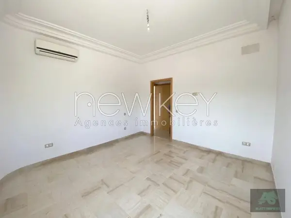 Duplex S+3 avec jardin à Ain Zaghouan Nord