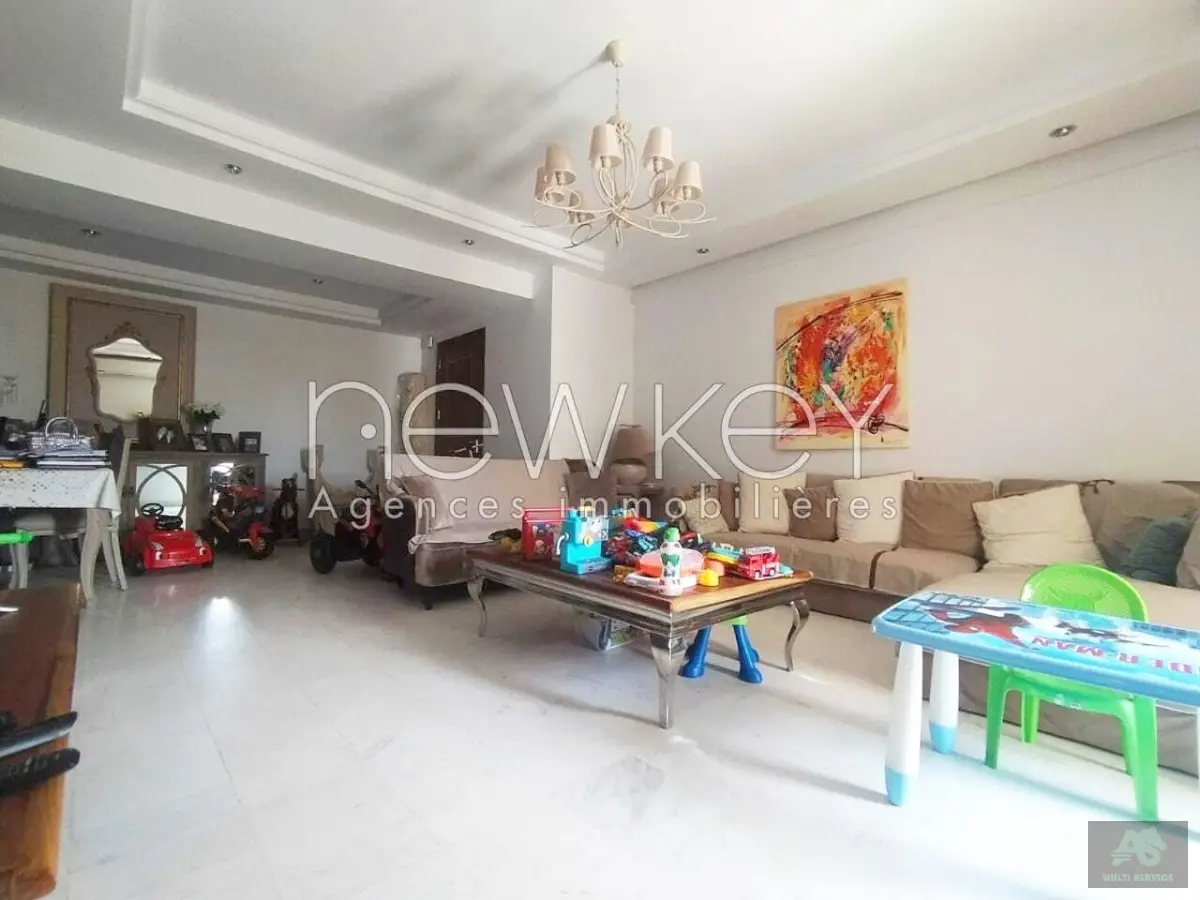 Un Appartement S+2 à vendre aux Jardins de L'Aouina