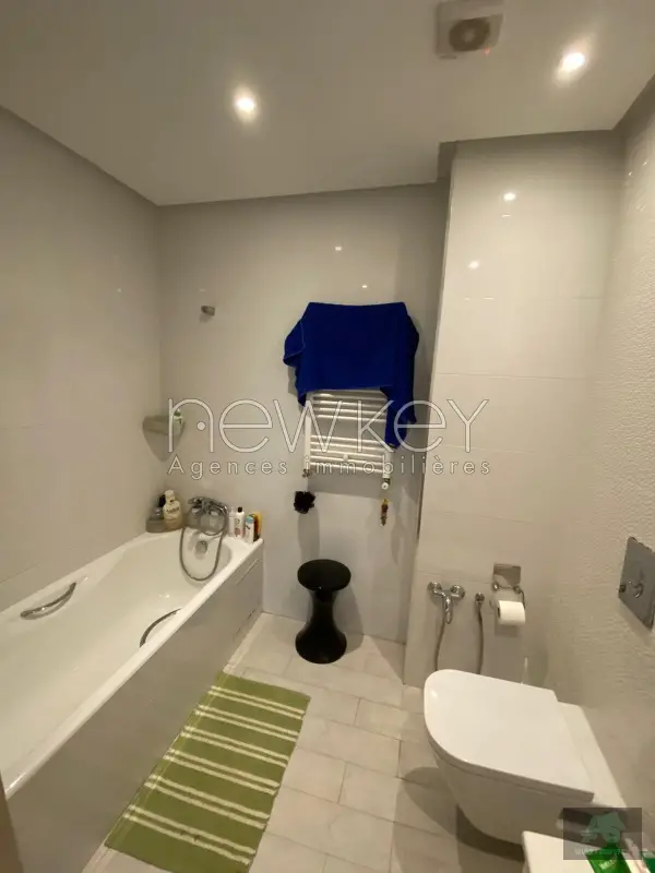 Appartement s+3 à la Marsa
