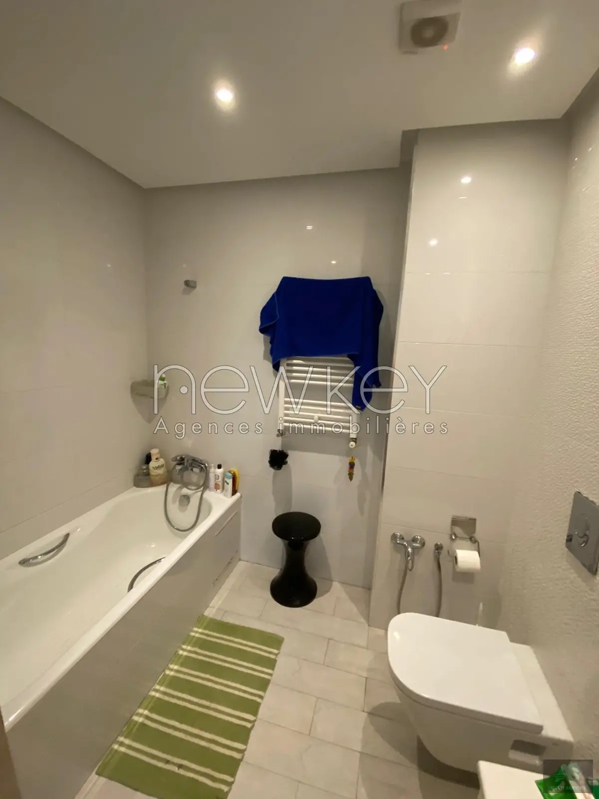 Appartement s+3 à la Marsa