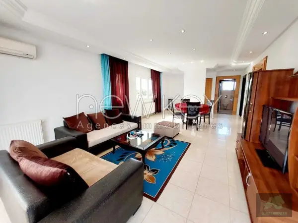 Etage de villa s3 Meublé avec terrasse à la Marsa