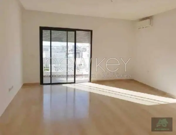 Un Appartement S0 à Louer à Ain Zaghouan Nord