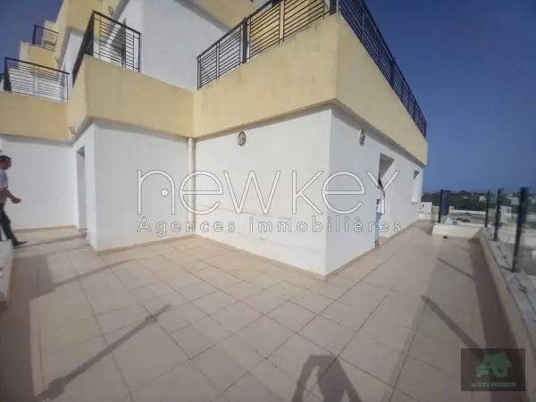 Appartement s+3 meublé à Gammarth