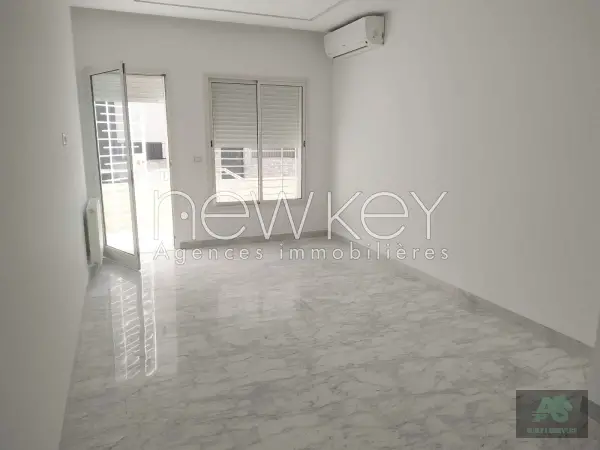 Un Appartement S+3 Neuf à louer à Ain Zaghouan Nord