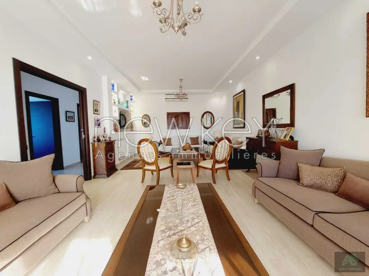 Magnifique S+4 meublé à la Marsa