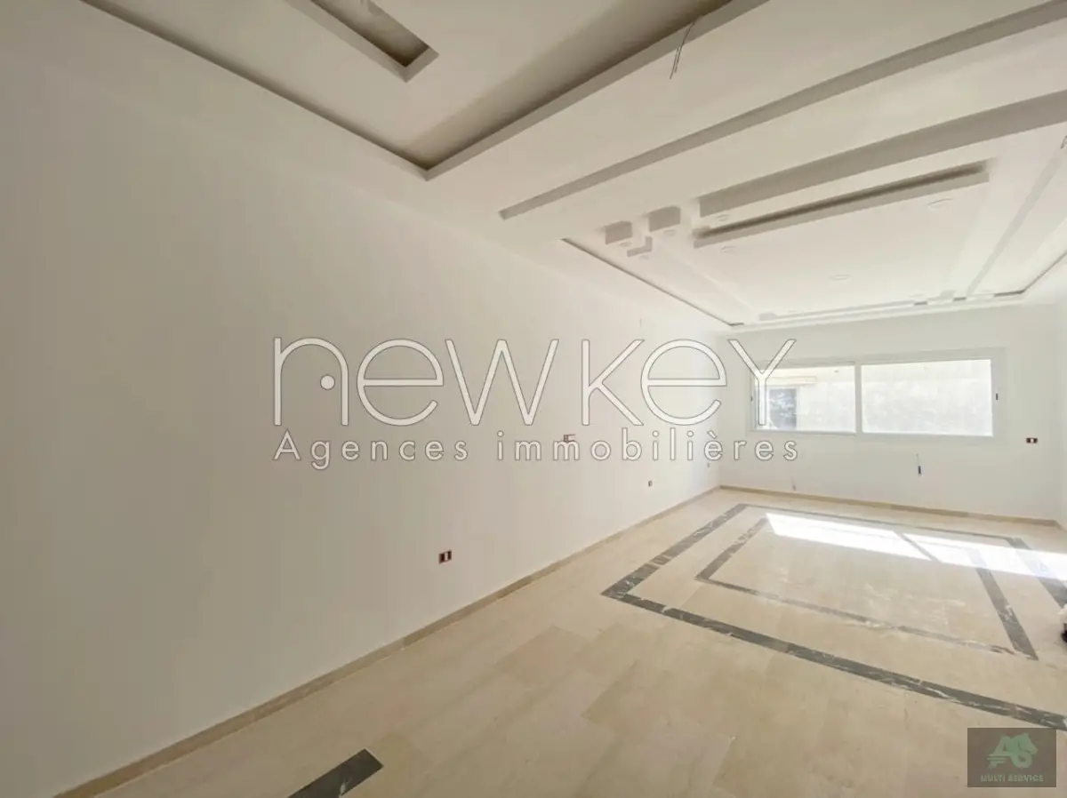 Un Appartement S+2 A Louer à La Soukra