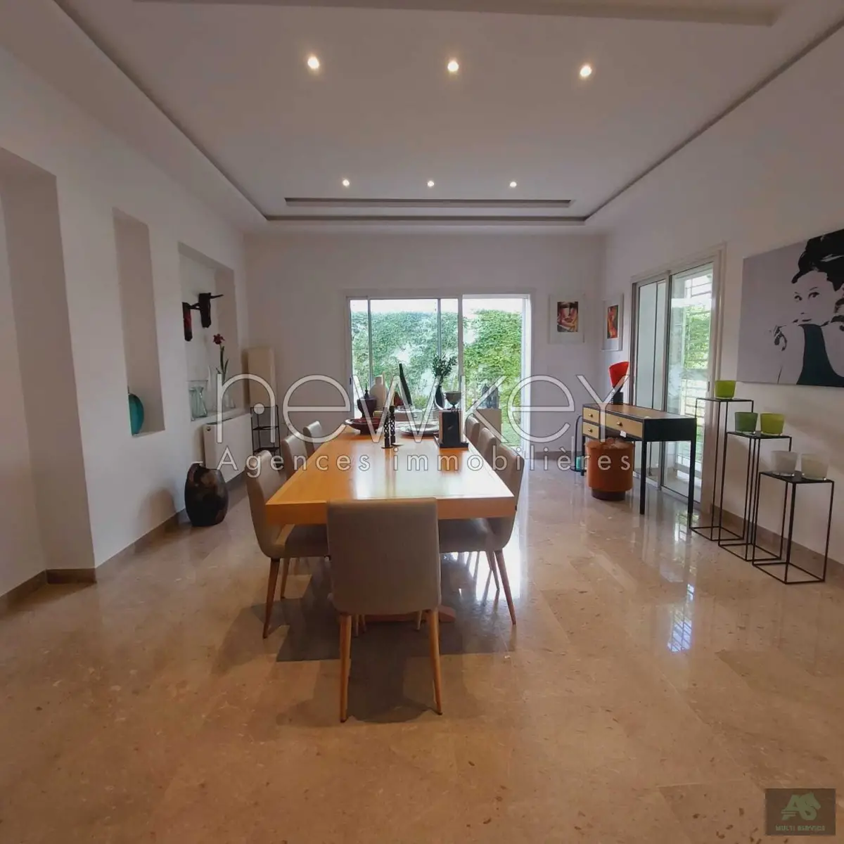 Magnifique S+3 avec jardin au coeur de la Marsa