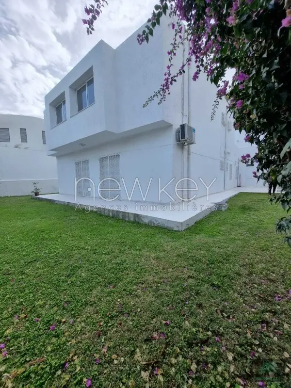 Villa S4 avec jardin à La Marsa