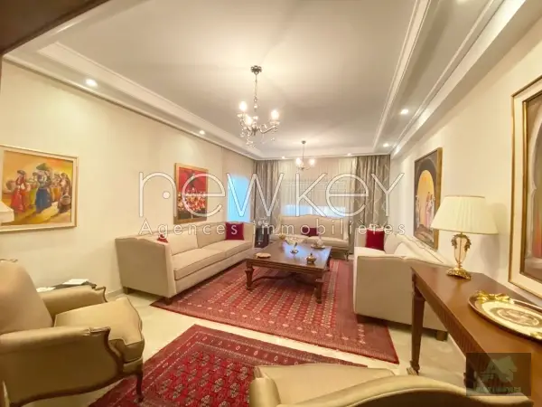 Un Bel Appartement S+2 à vendre à Ain Zaghouan Nord