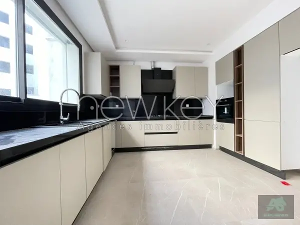 Appartement S2 vue dégagée à vendre aux Berges du Lac 2