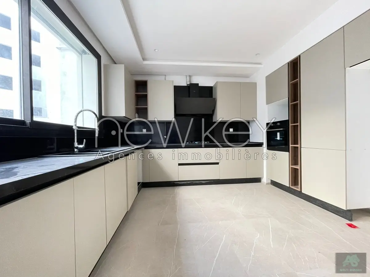 Appartement S2 vue dégagée à vendre aux Berges du Lac 2