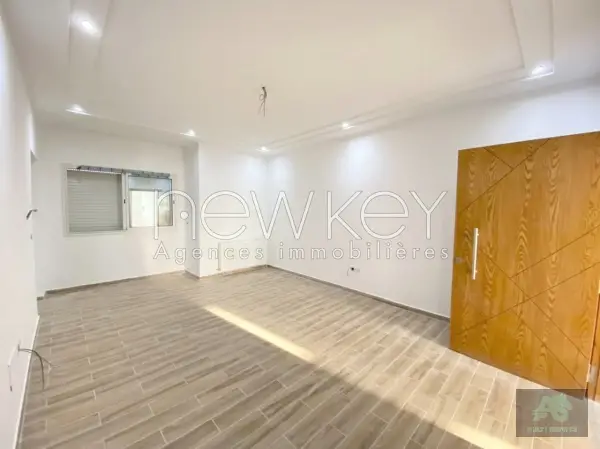 Un Appartement S+2 à louer à Chotrana 1