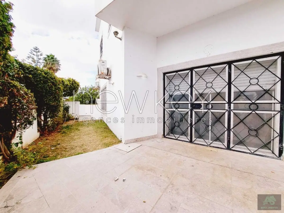 villa s+3 à la Marsa