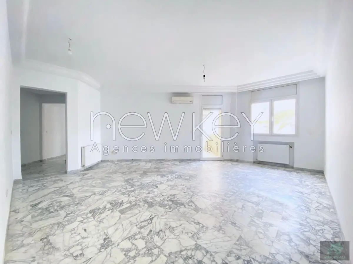 Appartement S3 à vendre aux Berges du Lac 2