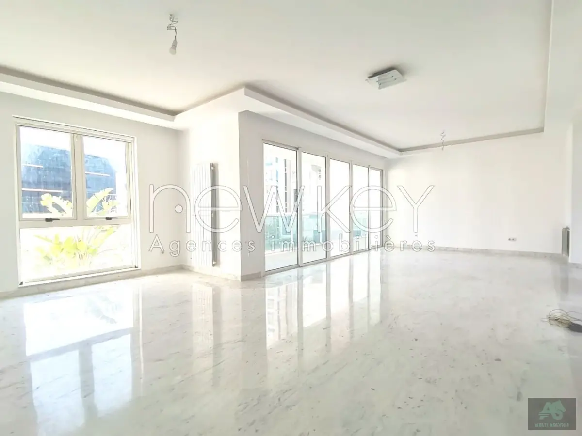 Appartement S3 à louer aux berges du lac 2