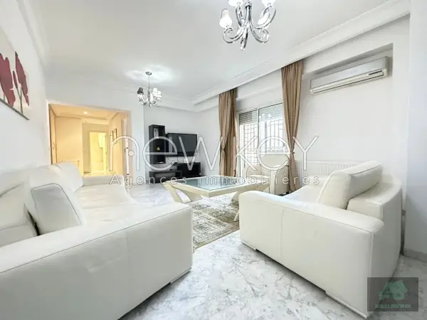 Appartement S1 meublé à louer aux Berges du Lac 2