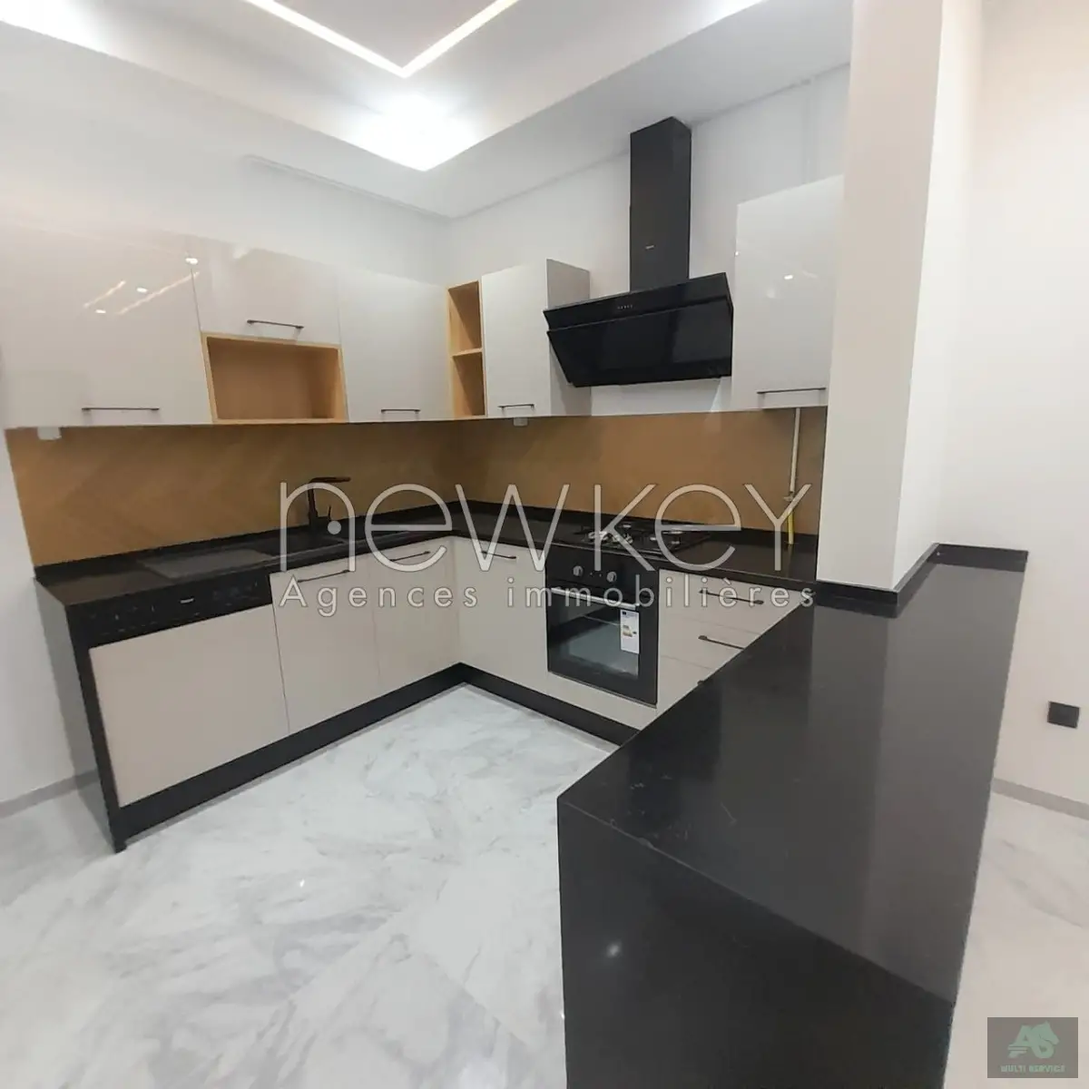 Un Bel Appartement Neuf S+2 avec jardin à La Nouvelle Soukra