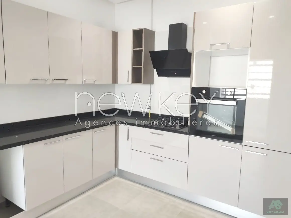 Un Appartement S+2 Neuf à vendre à La Soukra