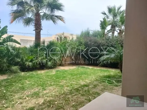 Un joli appartement s+3 avec jardin