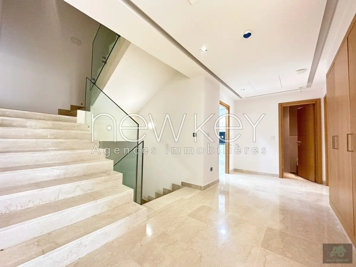 Duplex S4 avec jardin à vendre aux Berges du Lac 2