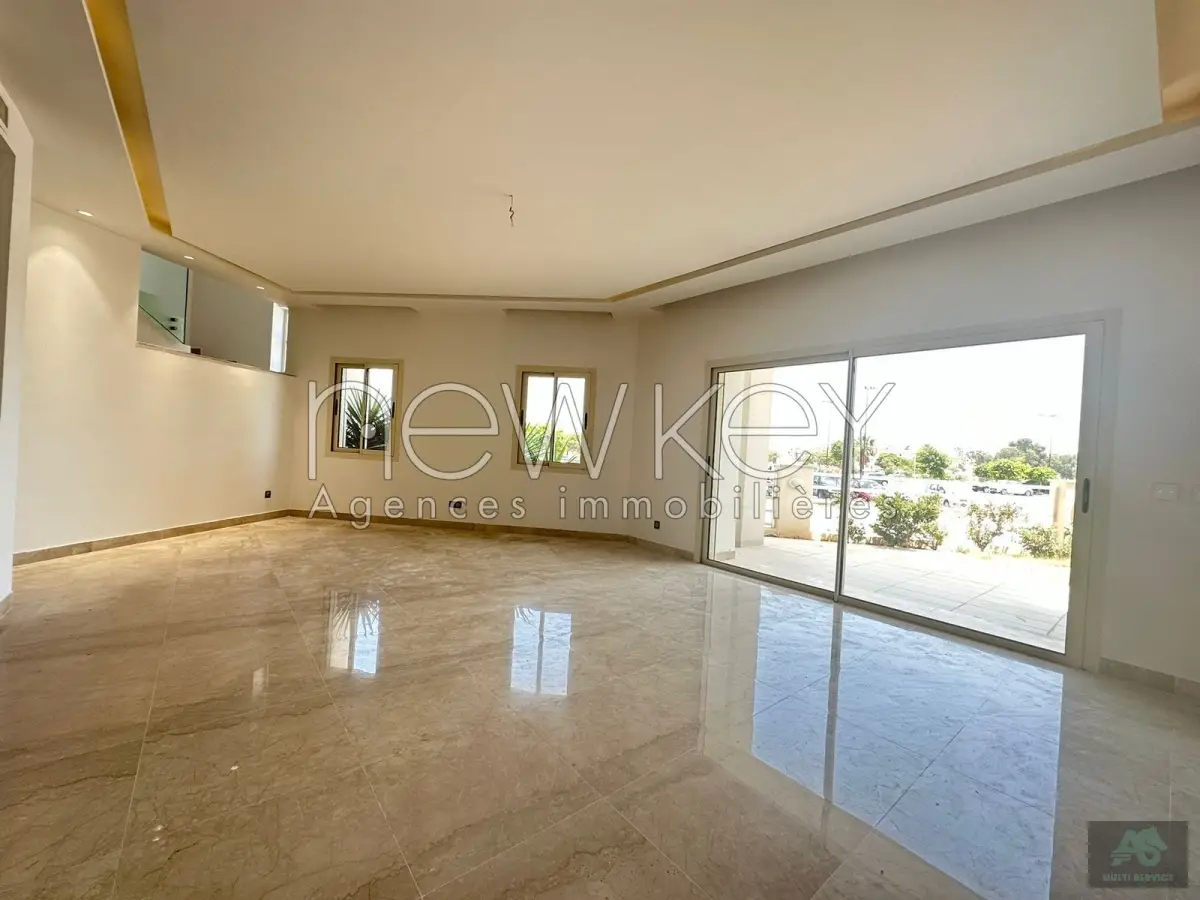 Triplex S3 avec jardin à vendre aux Berges du Lac2