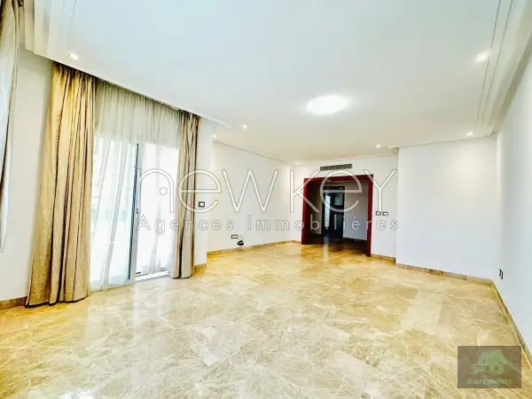 Appartement S4 spacieux à louer au lac 2