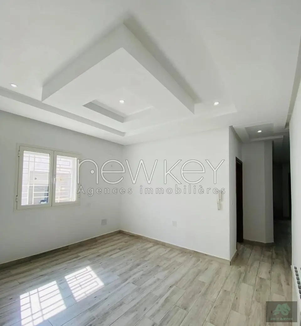Un Bel Appartement S+2 à louer à Ain Zaghouan Nord