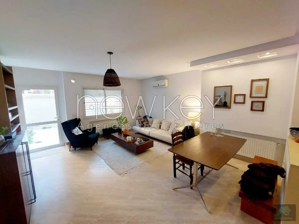 A vendre S+2 avec jardin à la Marsa