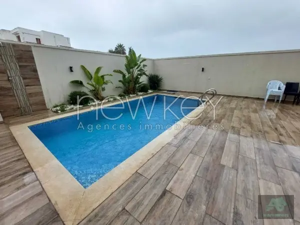 Rez de chaussé s3 avec piscine