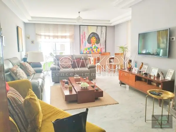 Appartement S3 avec chambre de service À Vendre Aux Jardins De Carthage