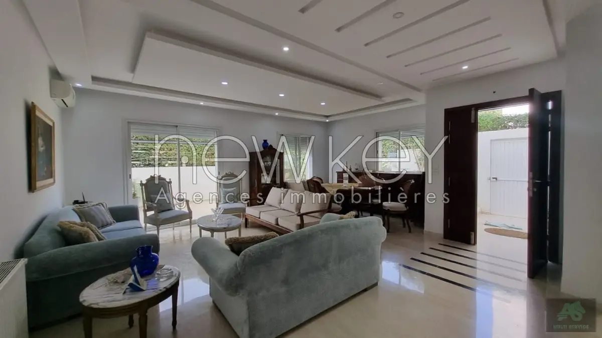 Triplex s+4 avec Jardin à cité el Khalil