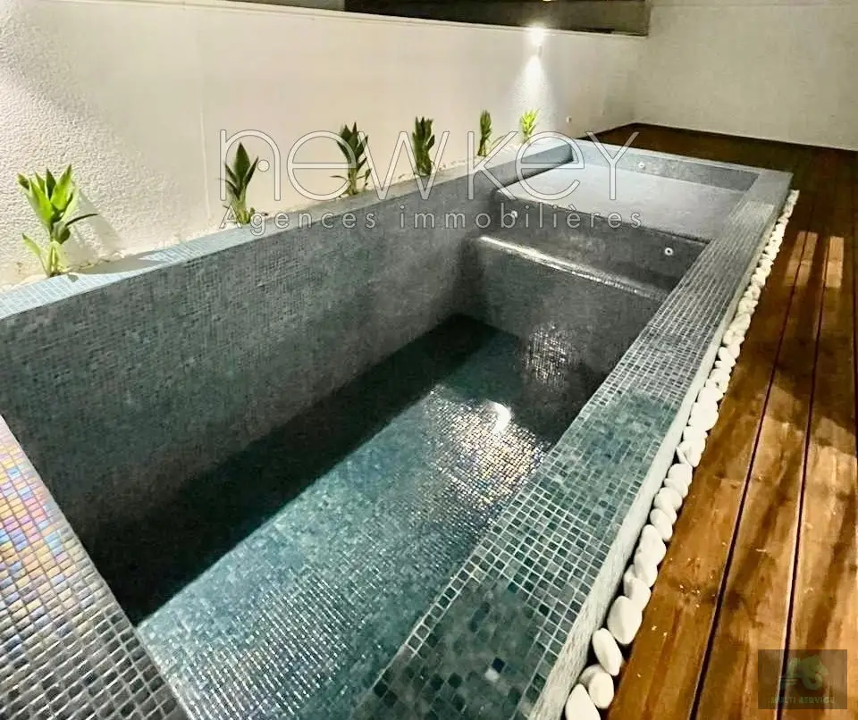 Magnifique villa s+5 à la Marsa