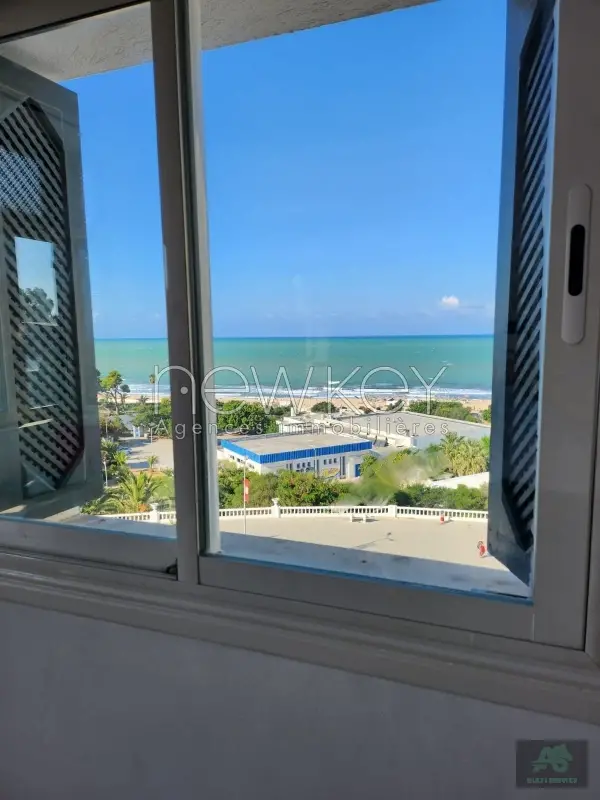 Appartement S+3 meublé à la Marsa
