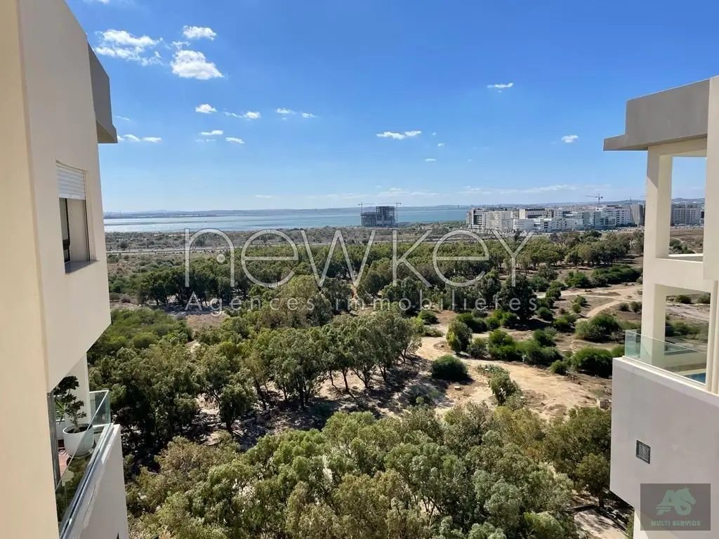 Magnifique Appartement S+3 avec vue dégagée à vendre aux Jardins de Carthage