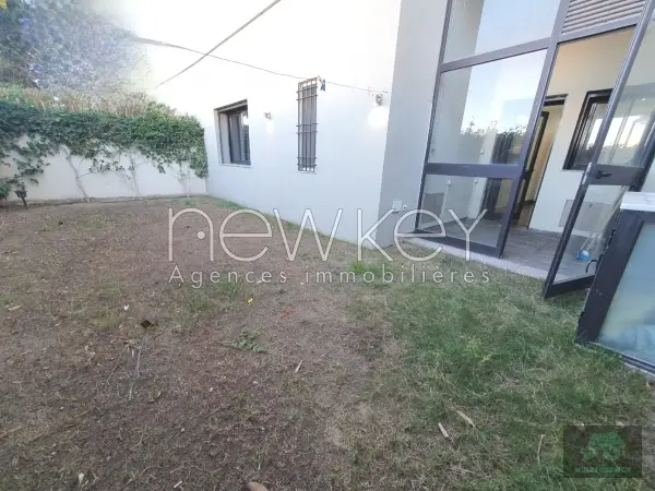 Appartement s+2 avec jardin