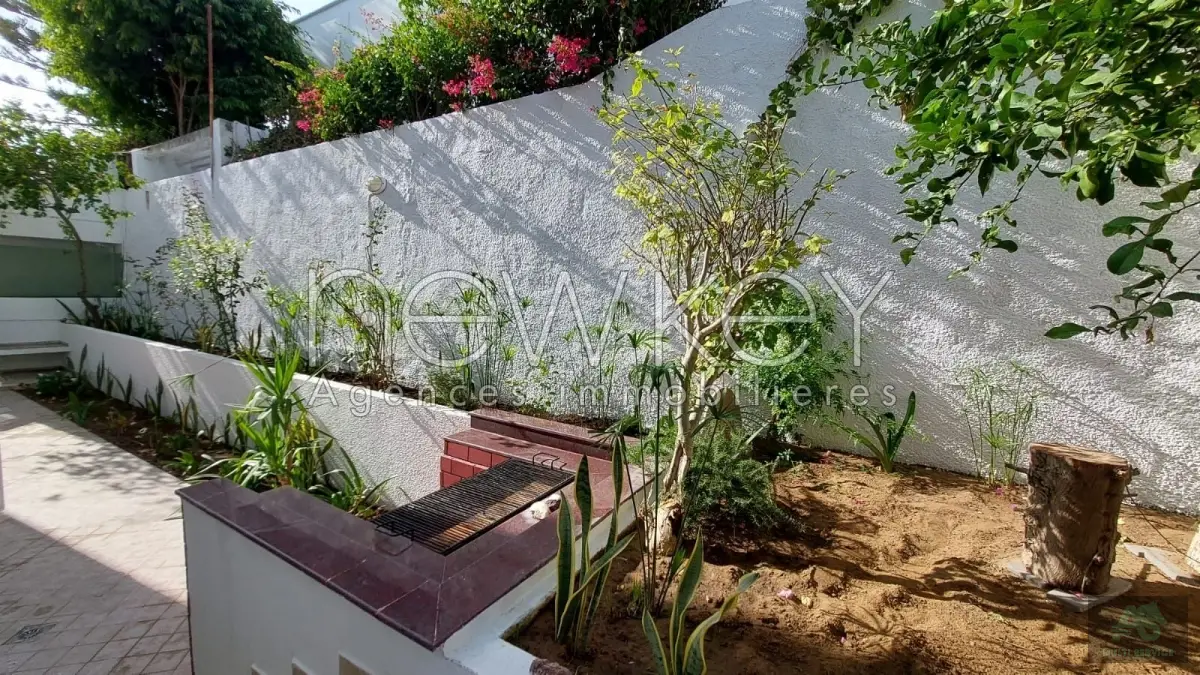 Rez de chaussée s+3 à la marsa