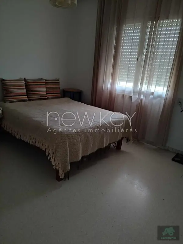 Appartement S+3 à la Marsa