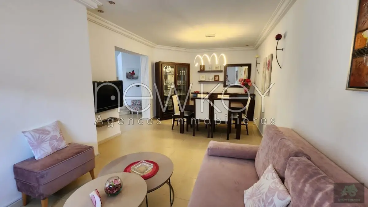Duplex s+3 meublé à la Marsa