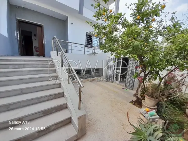Triplex s+3 à la Marsa